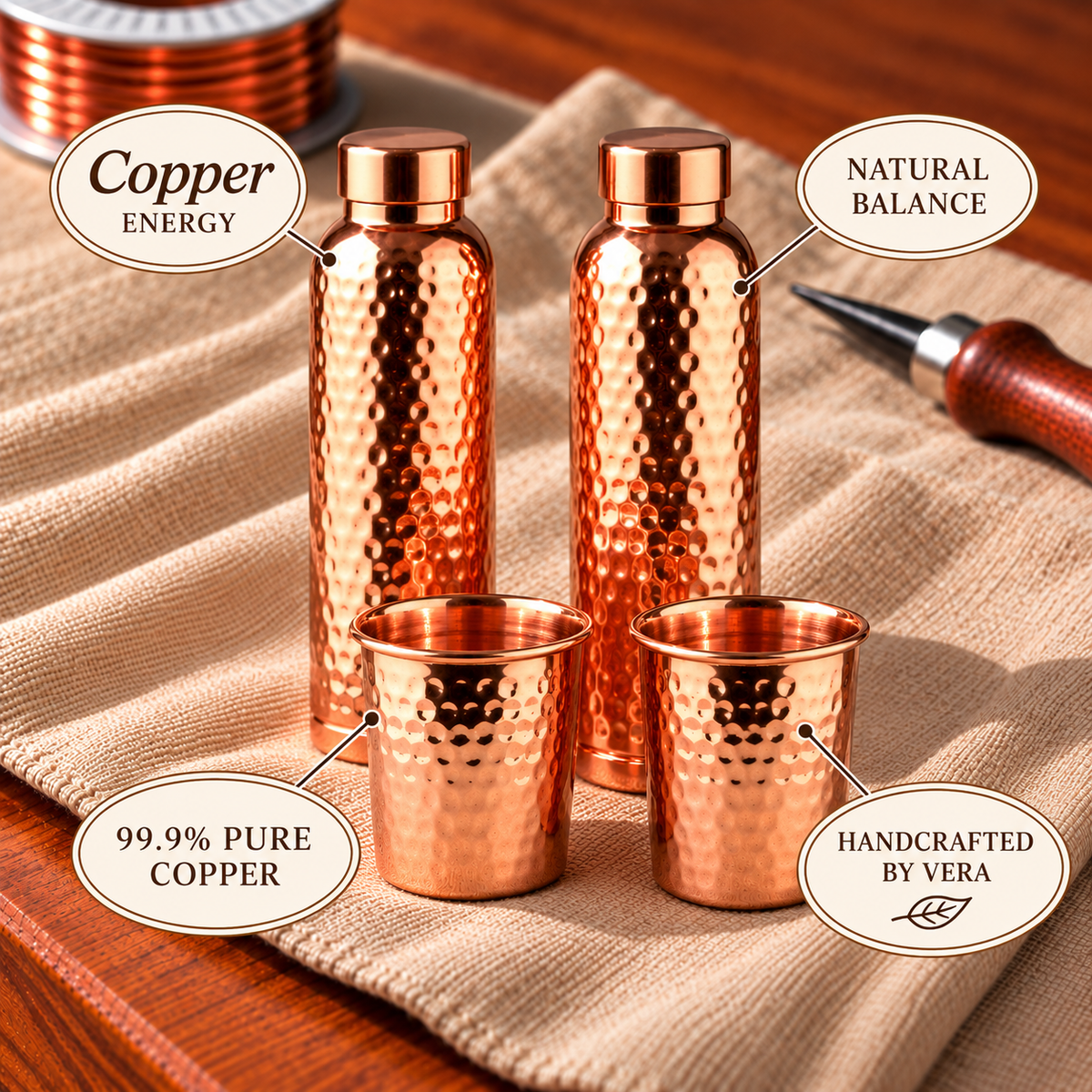 Coffret cadeau en cuivre martelé – 2 bouteilles et 2 tasses