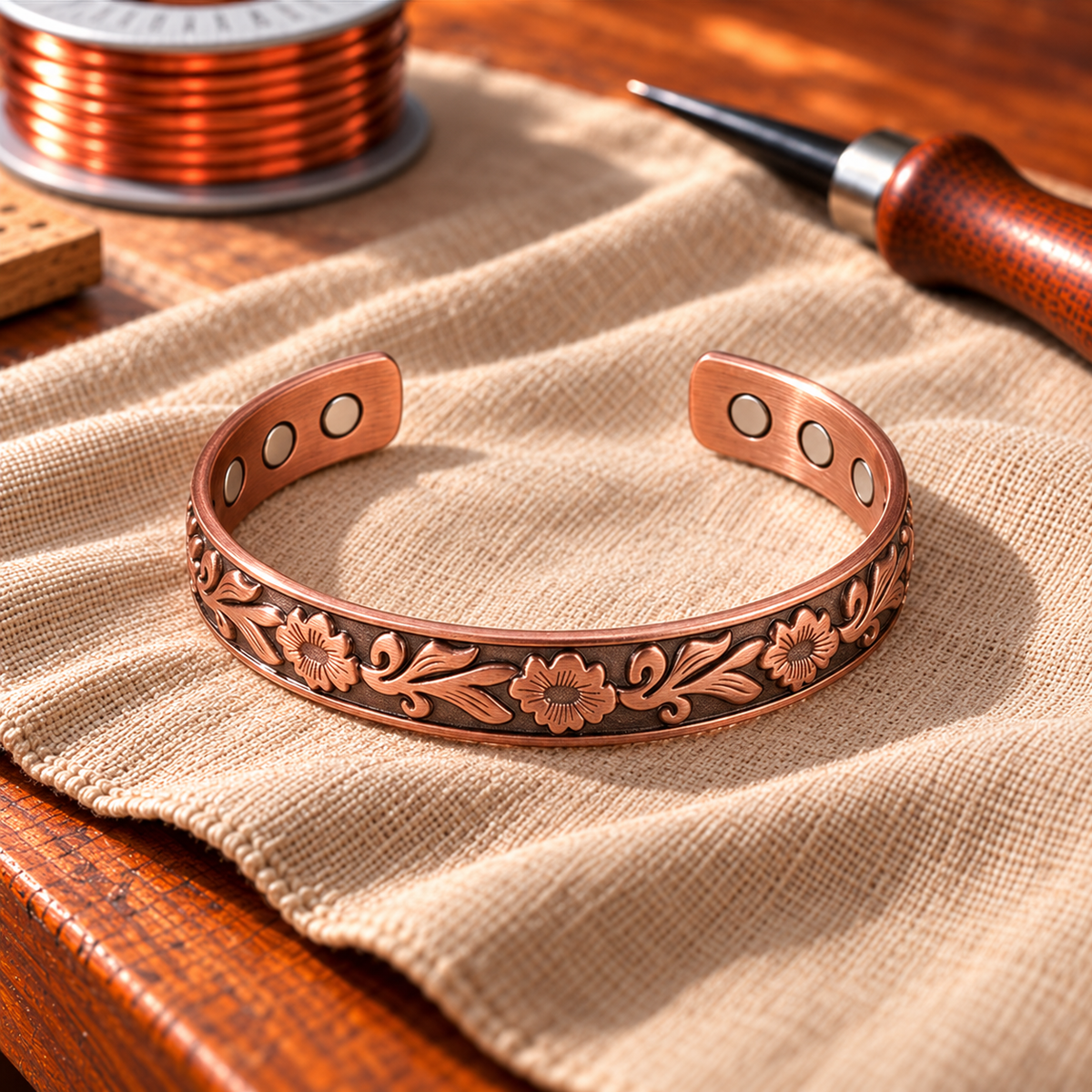 Bracelet en cuivre Floral